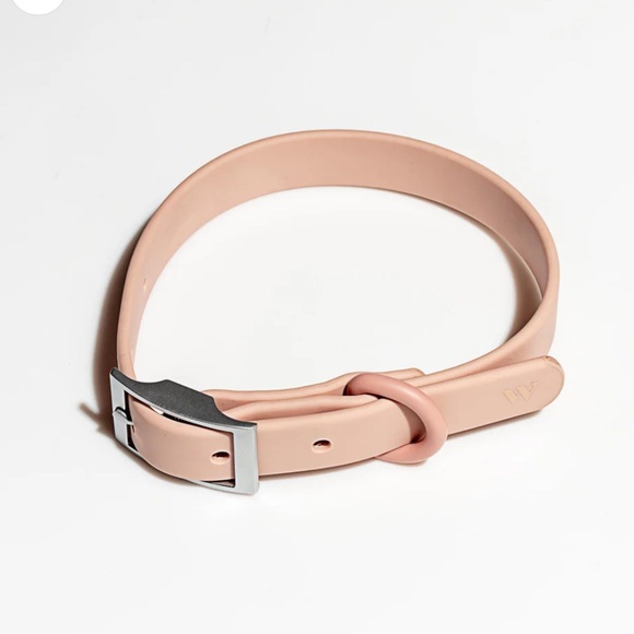 Wild One Collar in Blush
XS NEW 
$38 EXTRA SMALL  7”-10"  STRAP WIDTH 0.5” - Picture 4 of 16